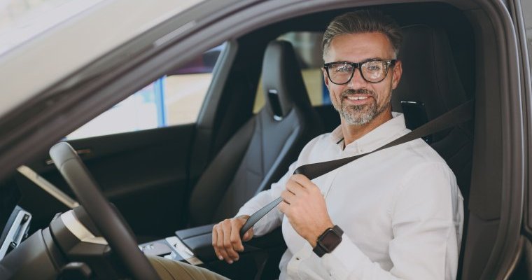 CONHEÇA OS SERVIÇOS EMERGENCIAIS OFERECIDOS PELO SEGURO AUTO